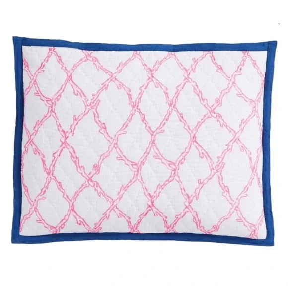 NEW Lilly Pulitzer Pottery Barn RARE Standard Sized Pillow Sham Pink x2 - Picture 2 of 2